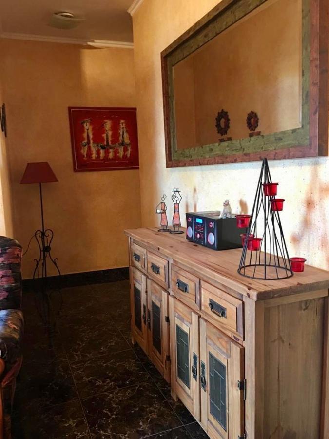 Naomi'S House Guest House Fasnia Екстериор снимка