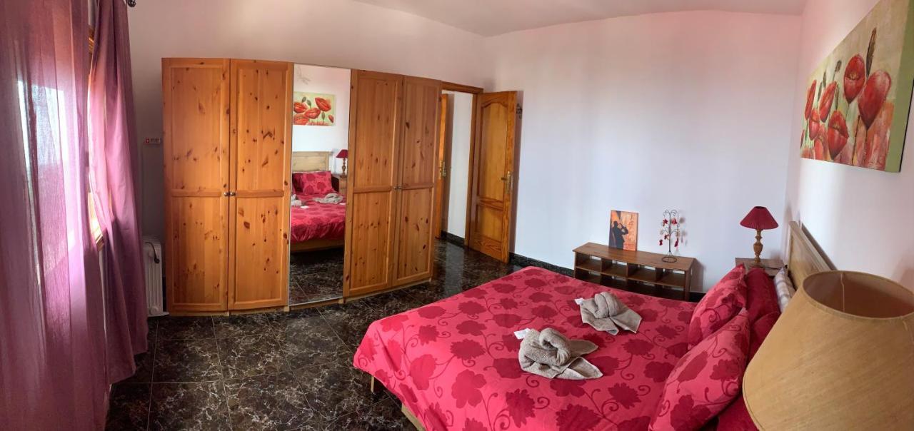 Naomi'S House Guest House Fasnia Екстериор снимка