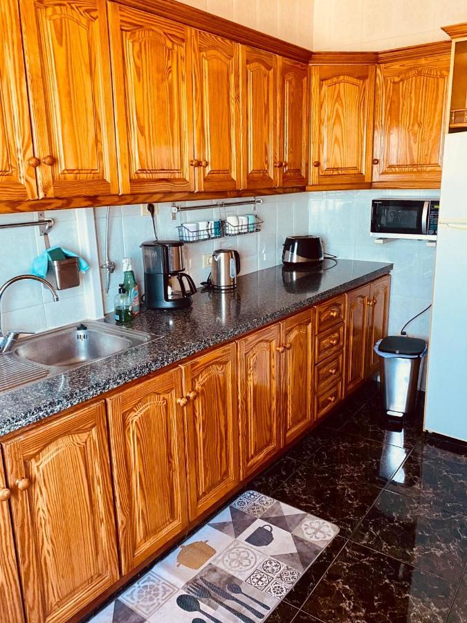 Naomi'S House Guest House Fasnia Екстериор снимка