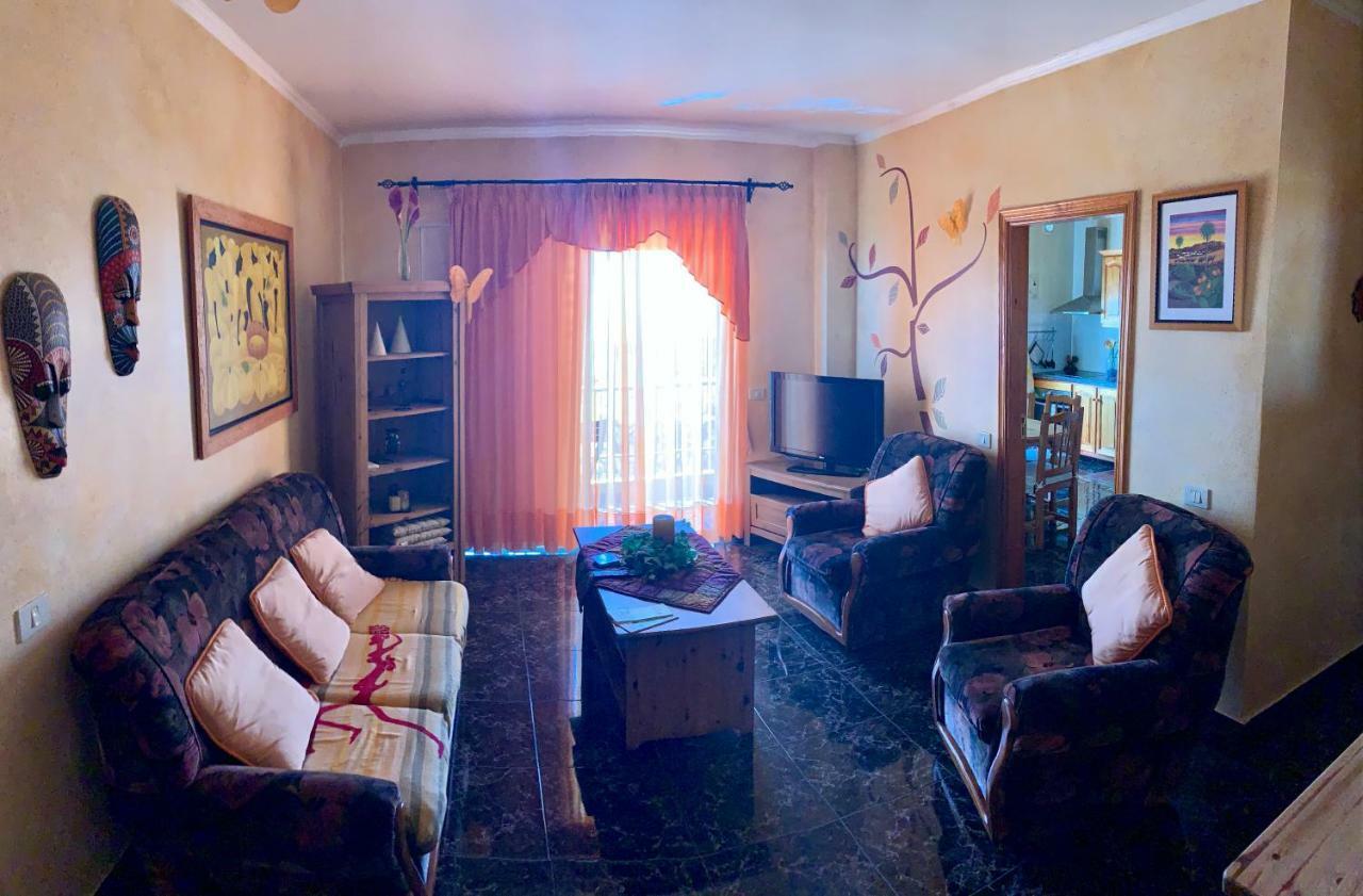 Naomi'S House Guest House Fasnia Екстериор снимка